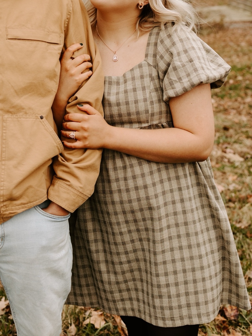 Plaid Boutique Bubble sleeve dress